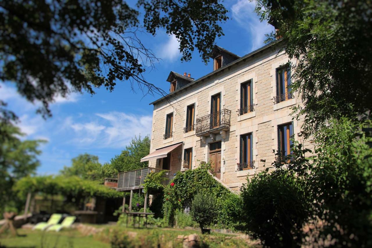Aux Berges Du Coubisou Exterior foto